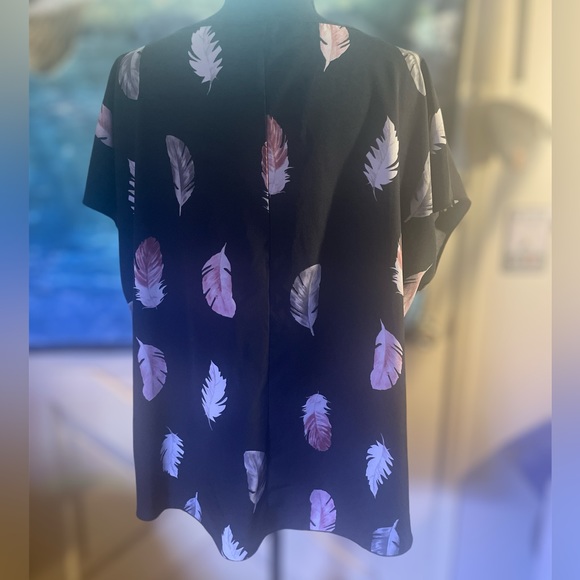 Blouse - Picture 2 of 2